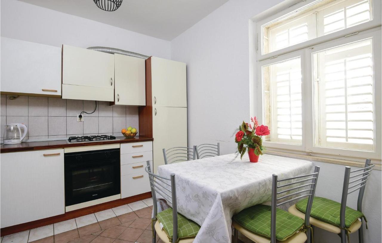 4 Bedroom Lovely Home In Жуляна Екстер'єр фото
